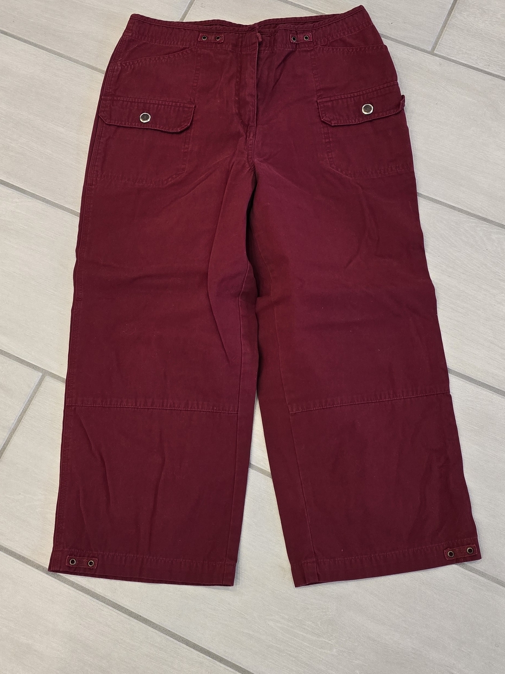 High Sierra Wine Colored Capri